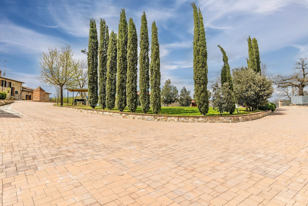 Villa Santarcangelo With Pool