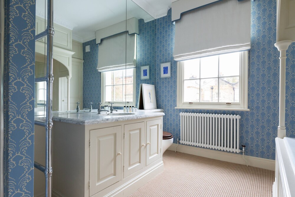 Chester Row IV by Onefinestay