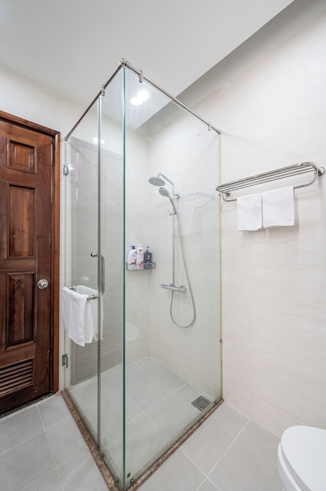 Thao Dien Garden Villa 5BR Luxury Oasis