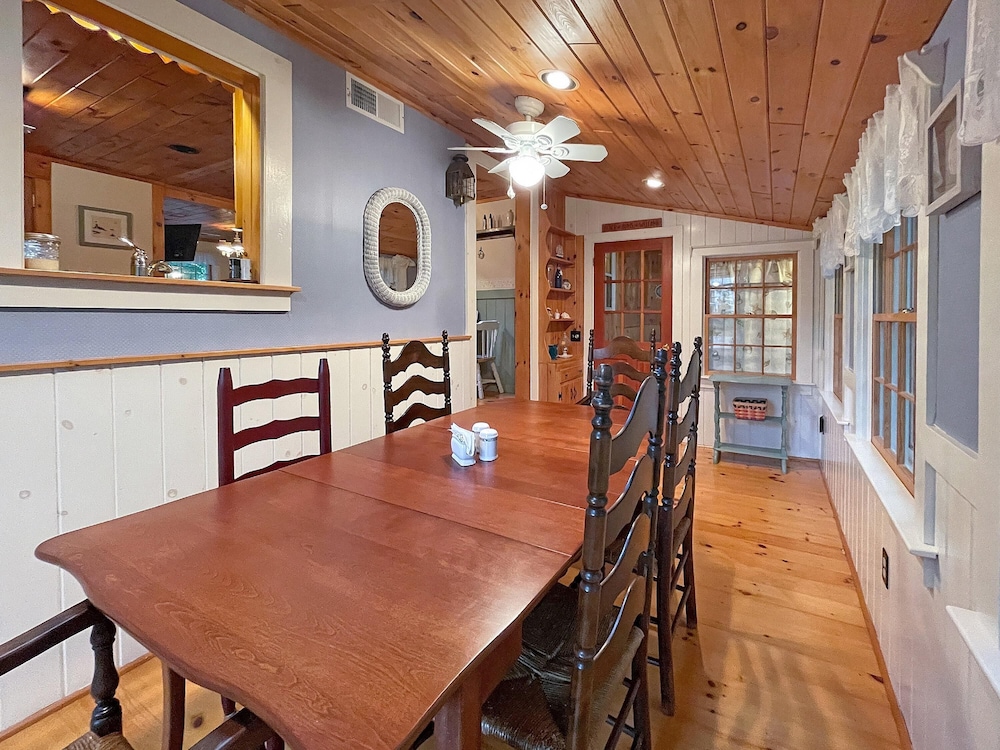 Dewey Cottage view 3