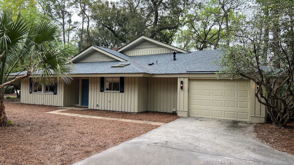 5 Willow Oak Road at The Sea Pines Resort view 2