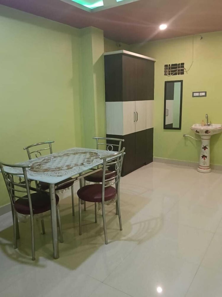 Royal Plaza Homestay