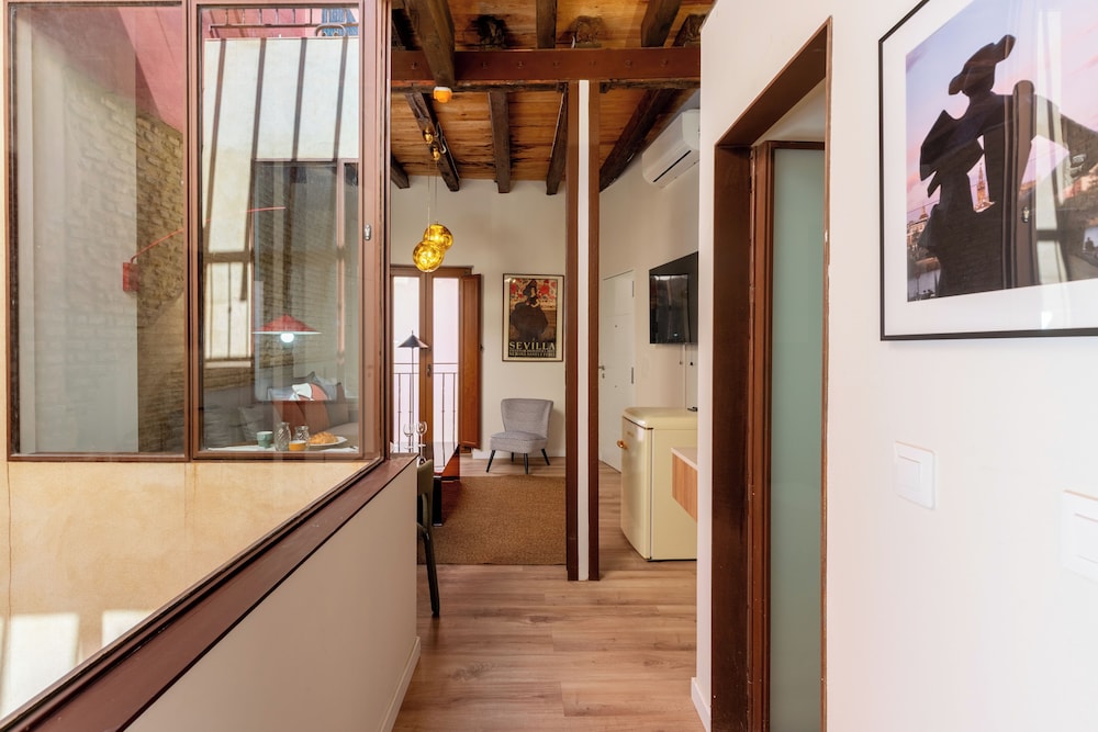 One&Lux Casa Barrabas