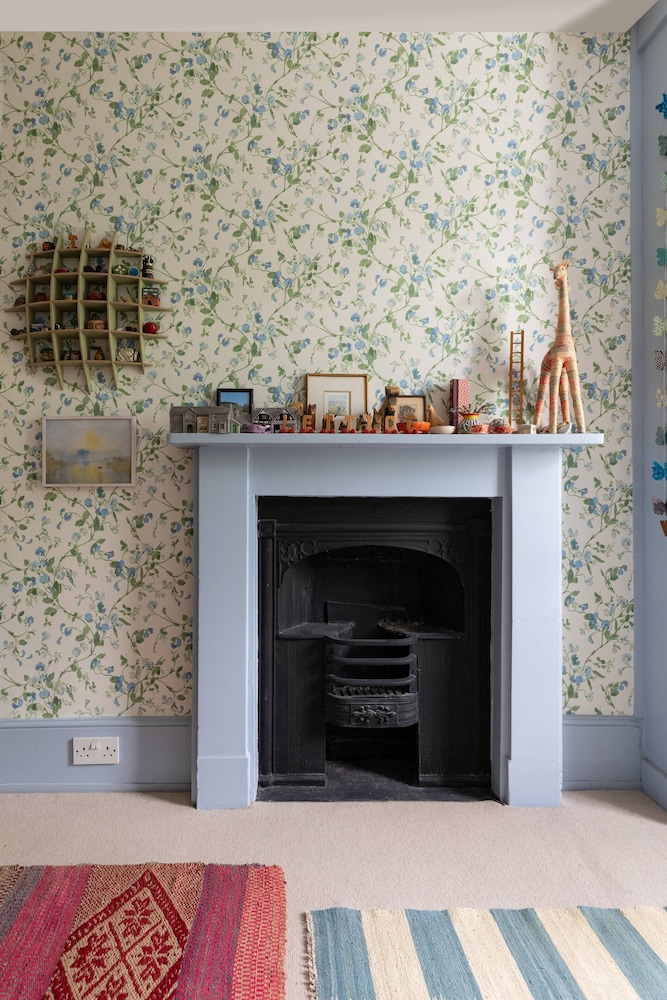Rochester Road II by Onefinestay
