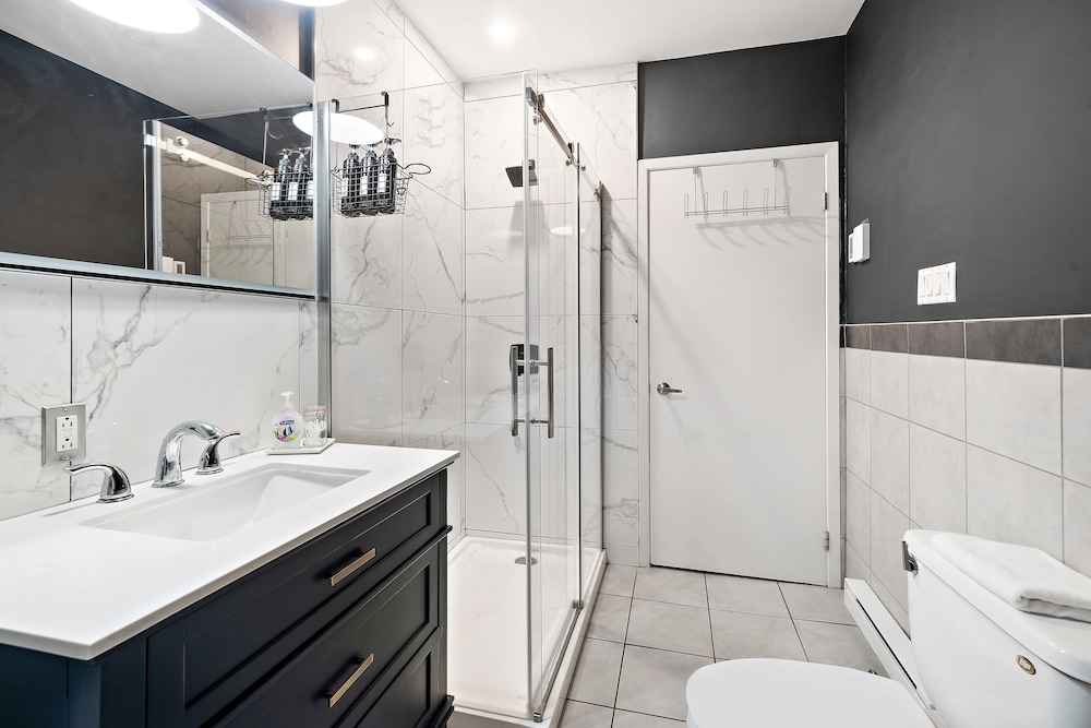 Le Moyne 101 - Image 1