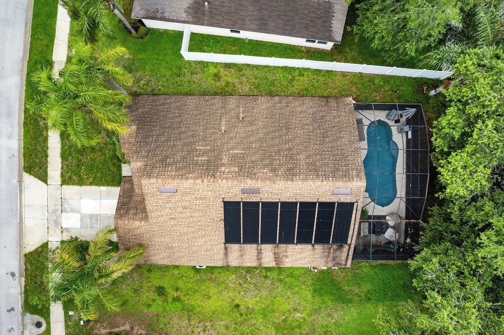 Private King BR + Pool Access Near Disney