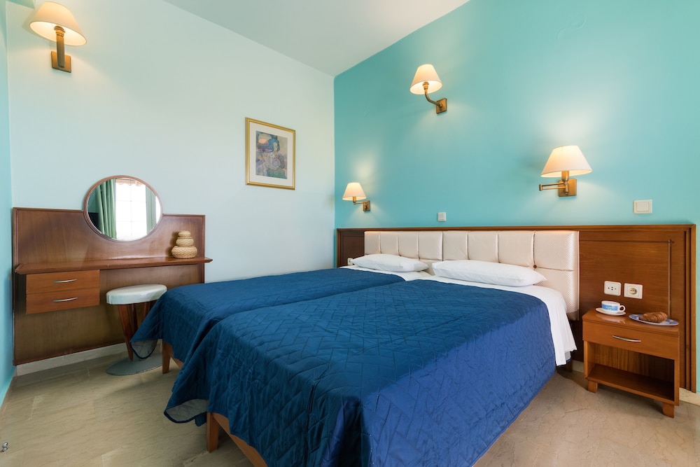 Poseidon Suite by CorfuEscapes photo 4