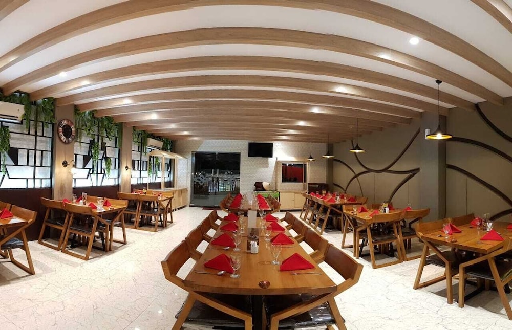 Grand Singgie Hotel