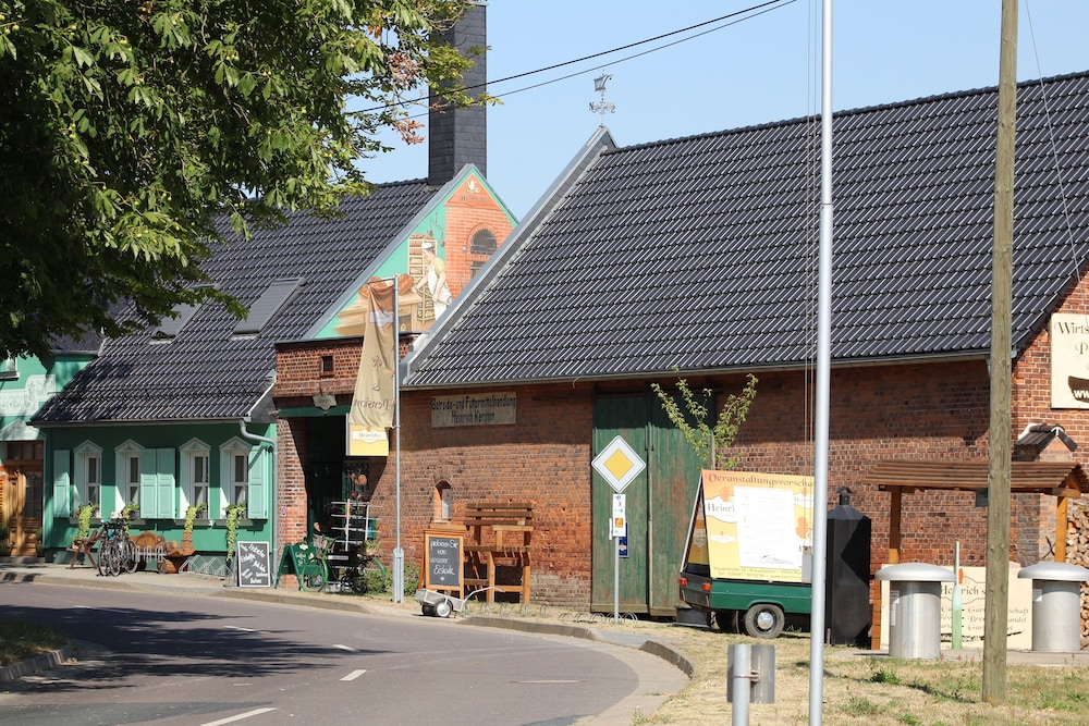 Photo 19