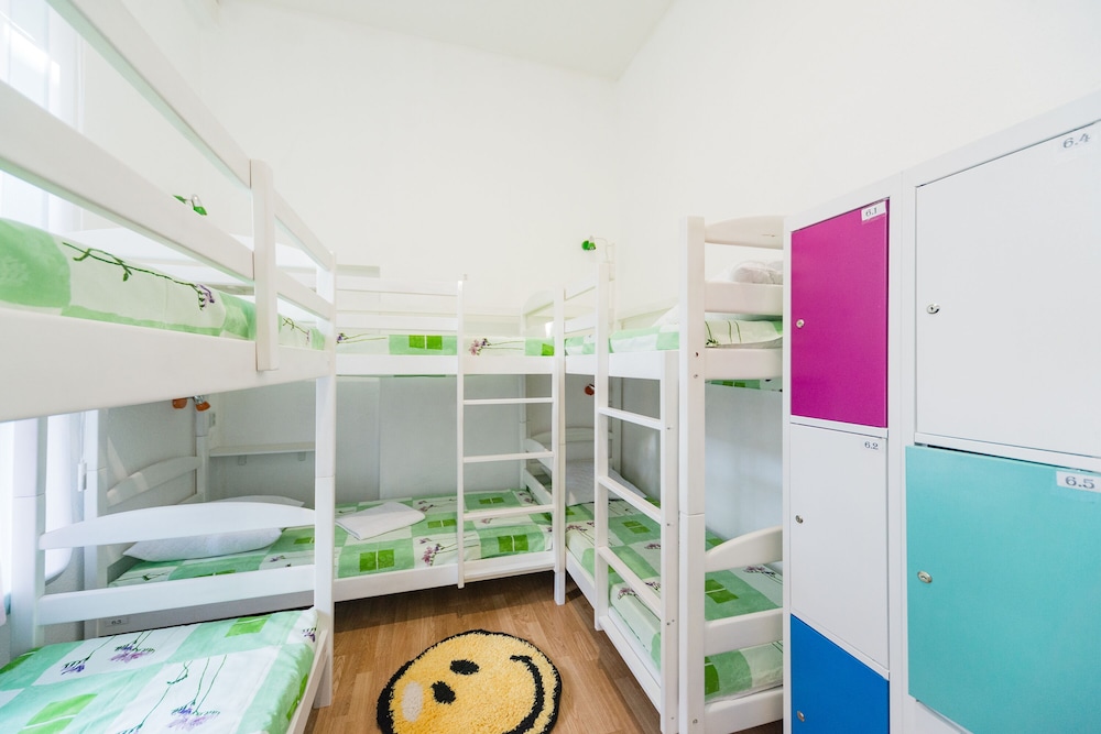 MUZeYNY - hostel