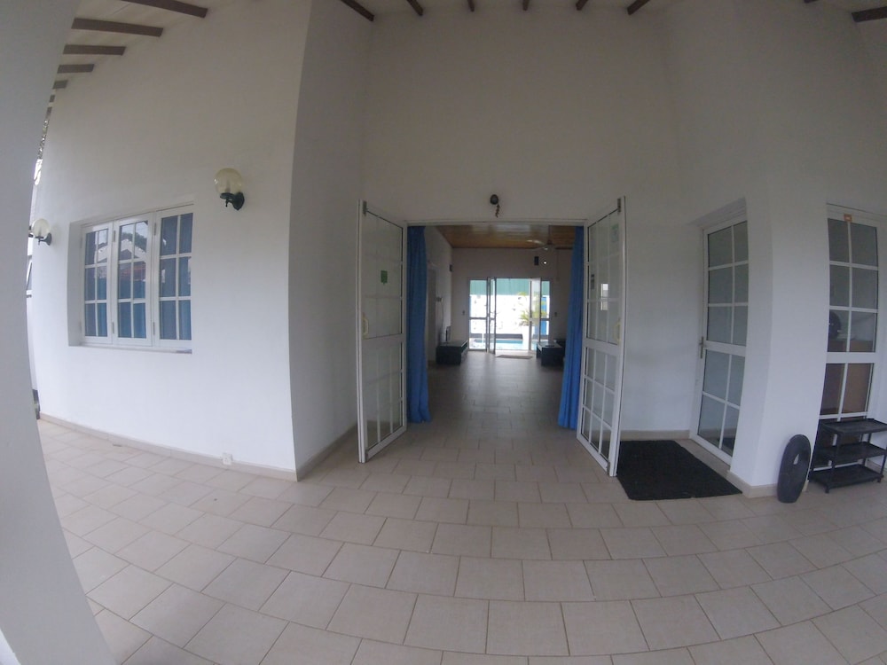 Tripper's Private Villa