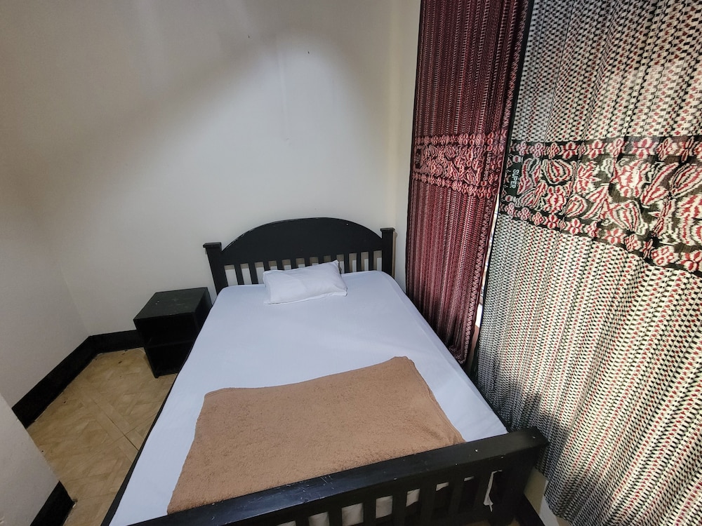 Safari junction backpackers hostel