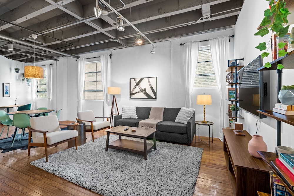 900 Lofts view 2