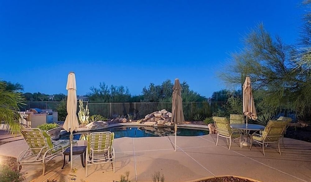 Caledonia Dreamin By Signature Vacation Rentals