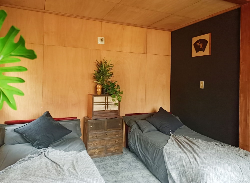Hooting Owl Lodge