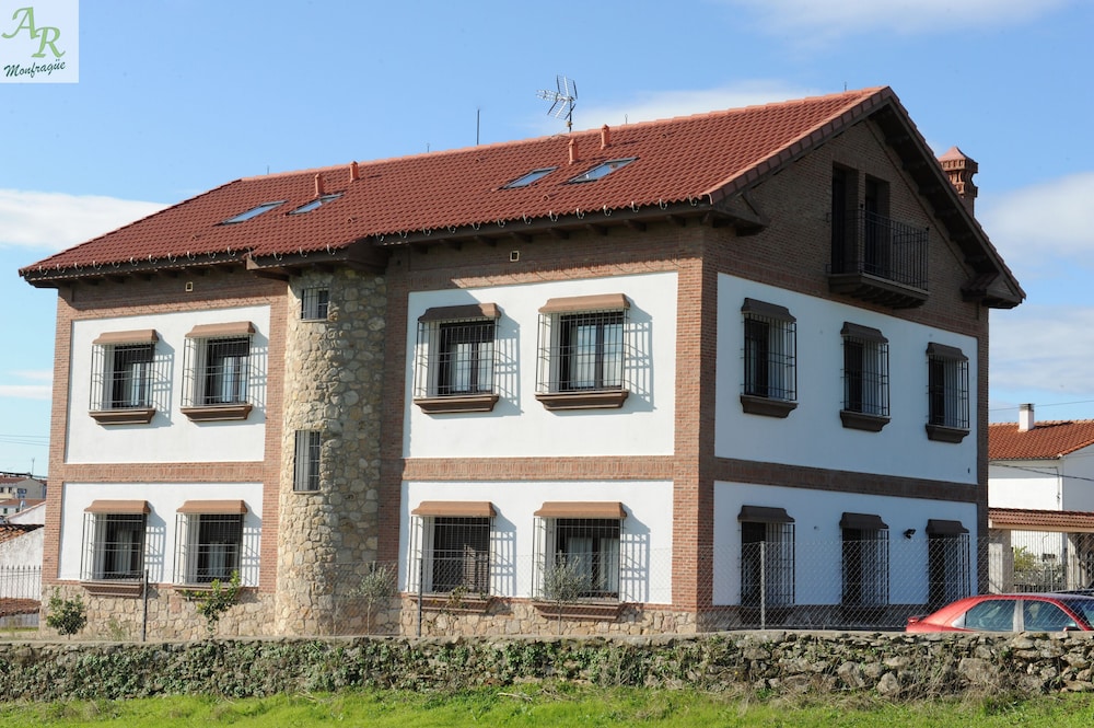 Apartamentos Monfragüe photo 3