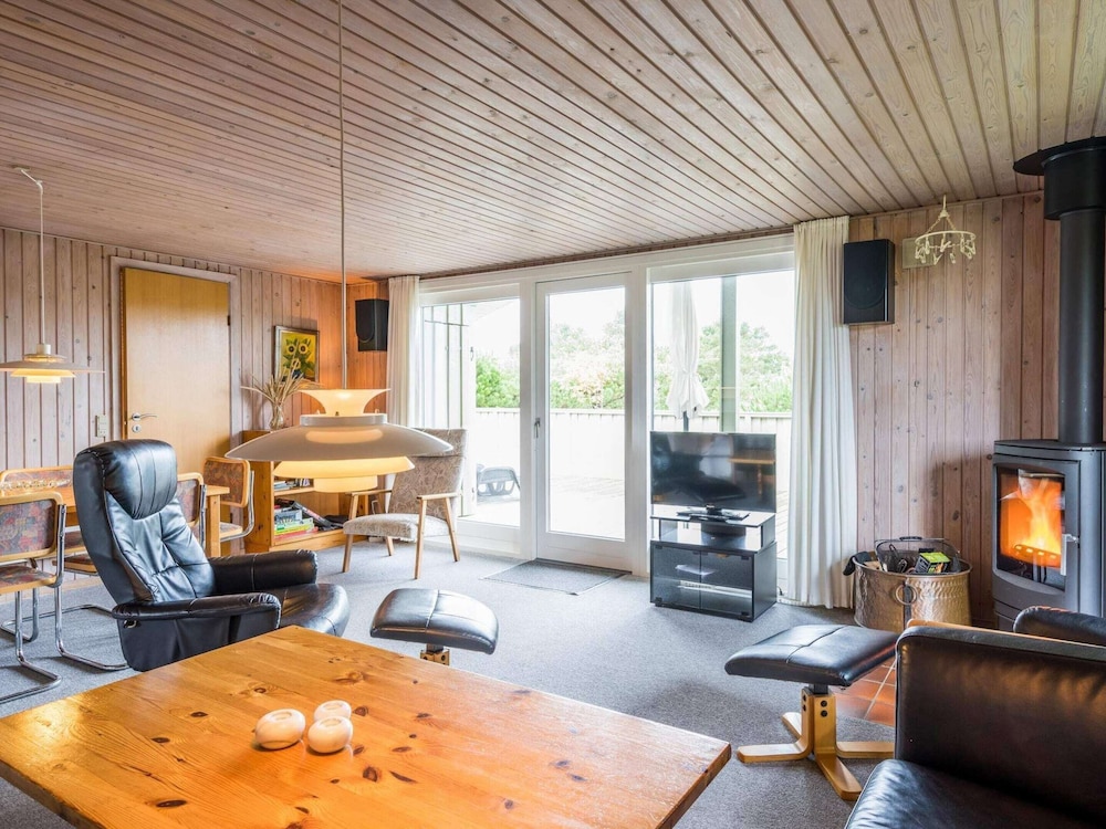 6 Person Holiday Home in Henne
