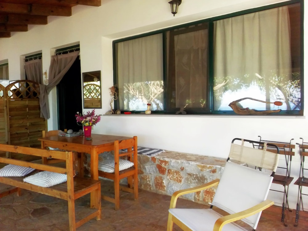 2 Annexed Apartments -private Place to Swim-large Terrace- Unlimited View view 2