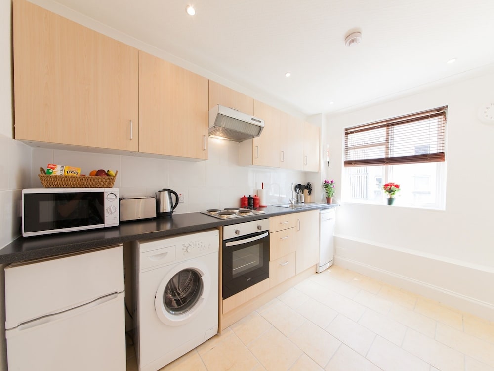 Leith Apartments