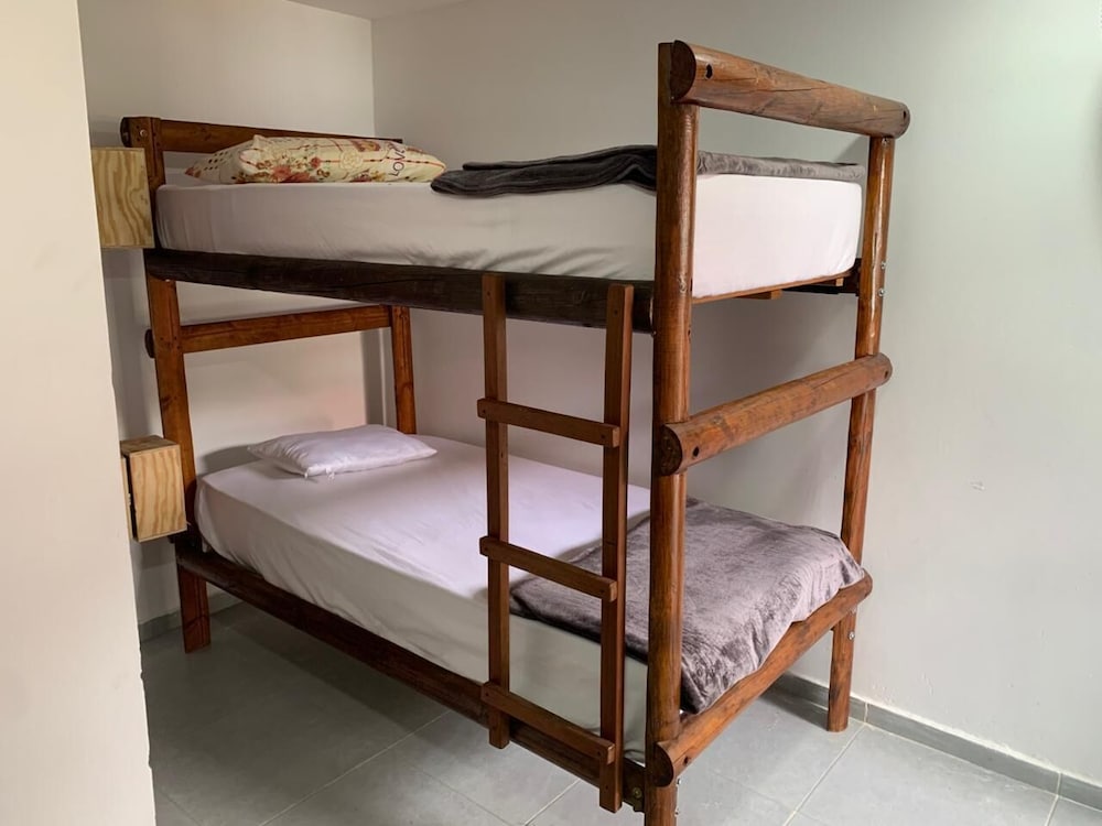 LAS CASCADAS HOSTEL TAYRONA
