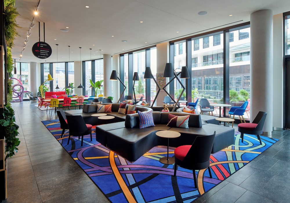 citizenM Boston Back Bay 9