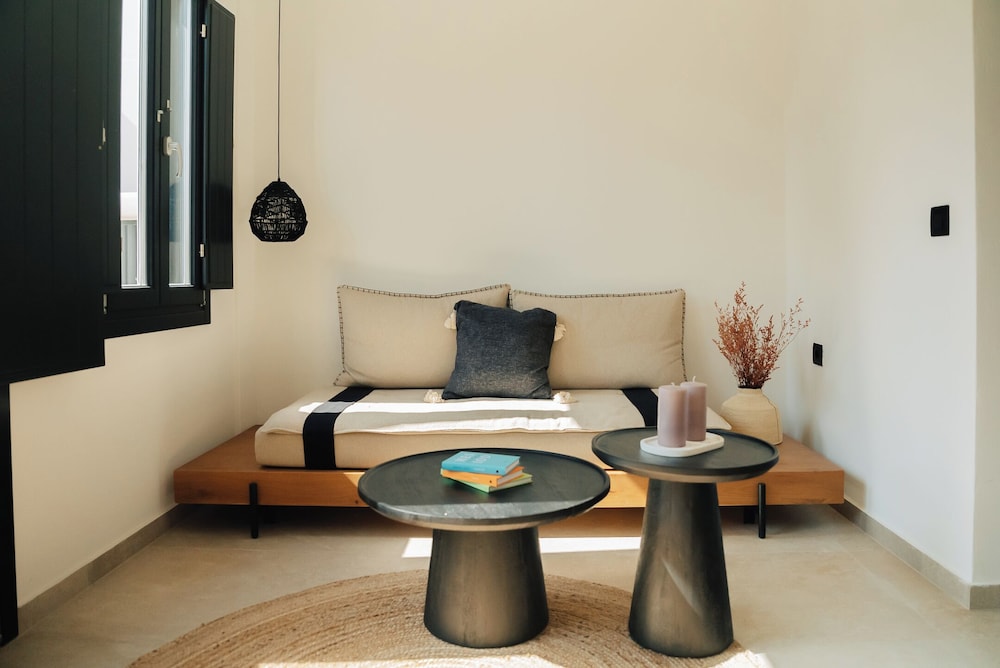 Erthā Suites with private pools