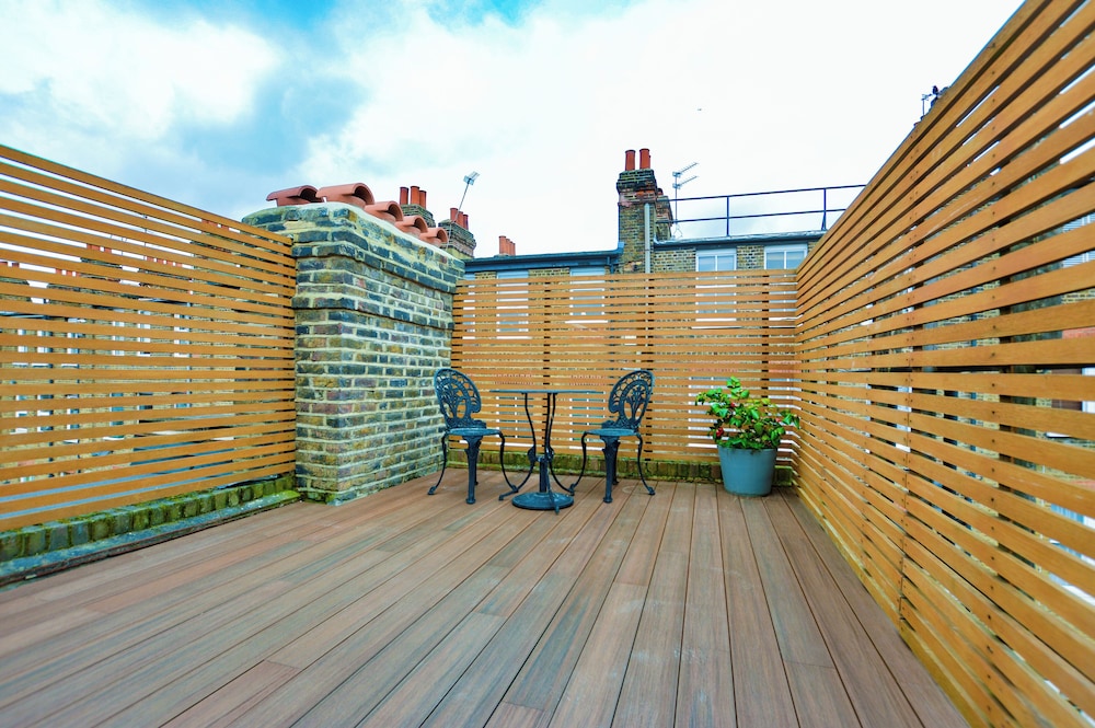 Split Level Studio at West Hampstead