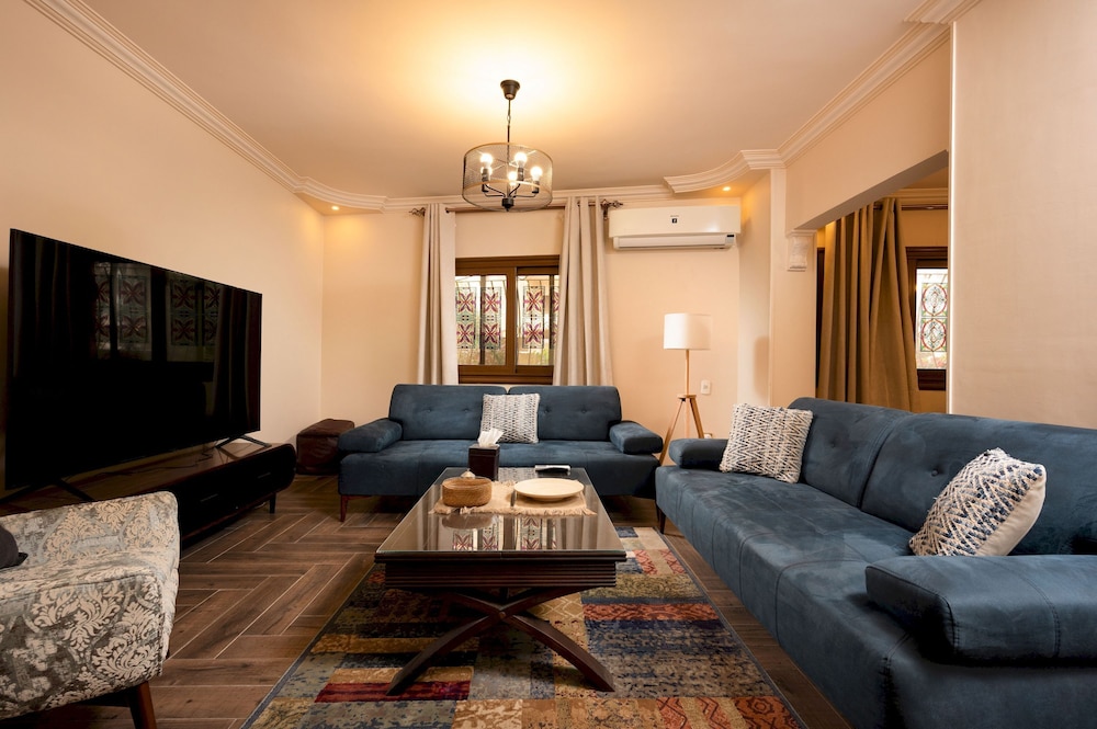 Vesta - Luxury APT - 2BR - Triumph