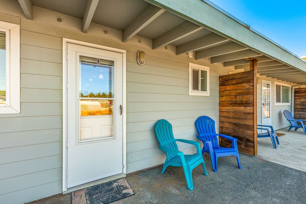 Sandy Days Condo in Ocean Shores