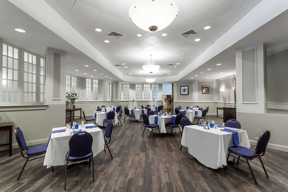 Wyndham Southbury - Property Image 18