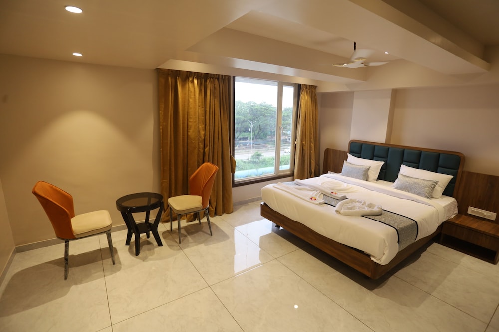 Hotel Status Inn