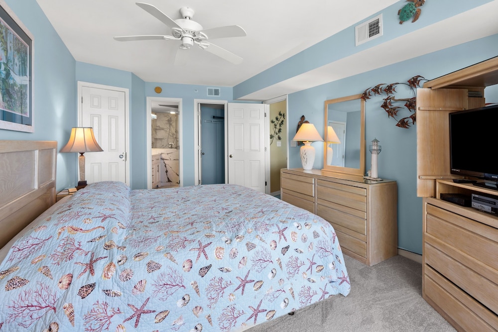 Ocean Bay Club 909 by RedAwning