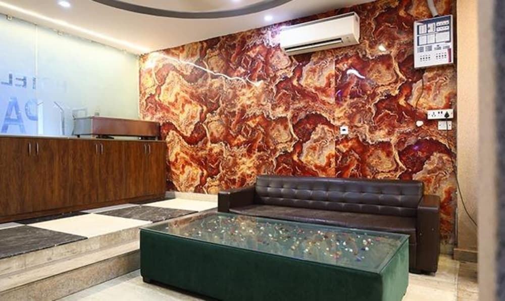 FabHotel Reconnect Suites - Near IGI Airport - New Delhi