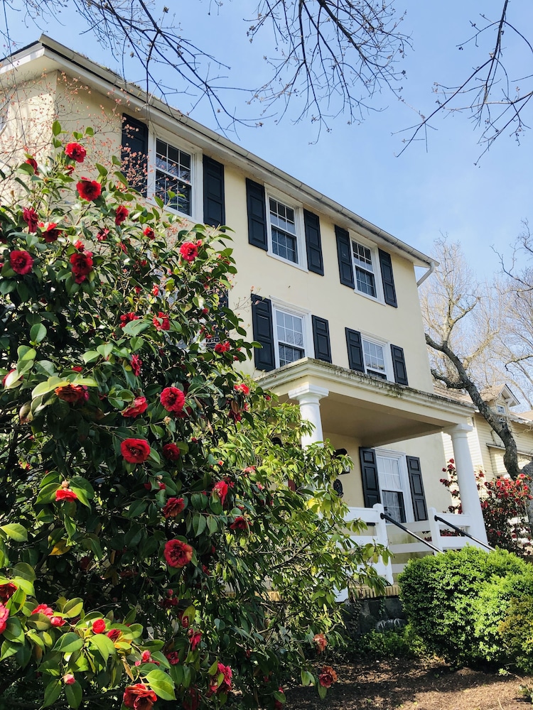 Wilmington Vacations - The Inn at Montchanin Village, a Historic Hotel of America - Property Image 29