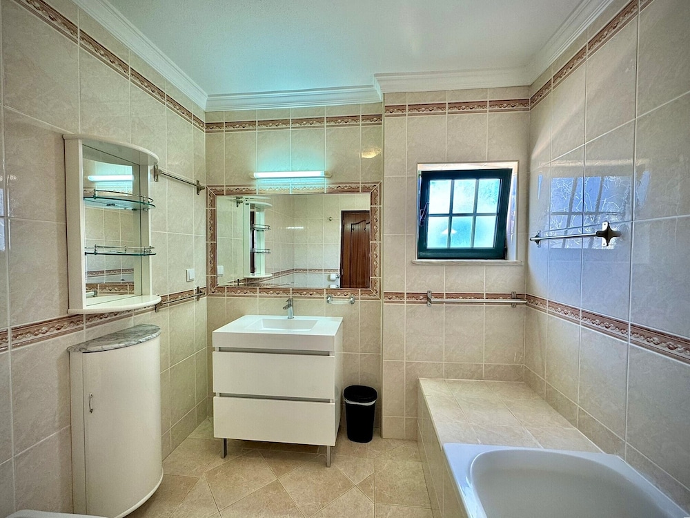 Albufeira Summer Villa 1 by Homing