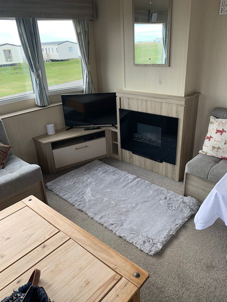 Seaside Retreat - Golspie Cabin