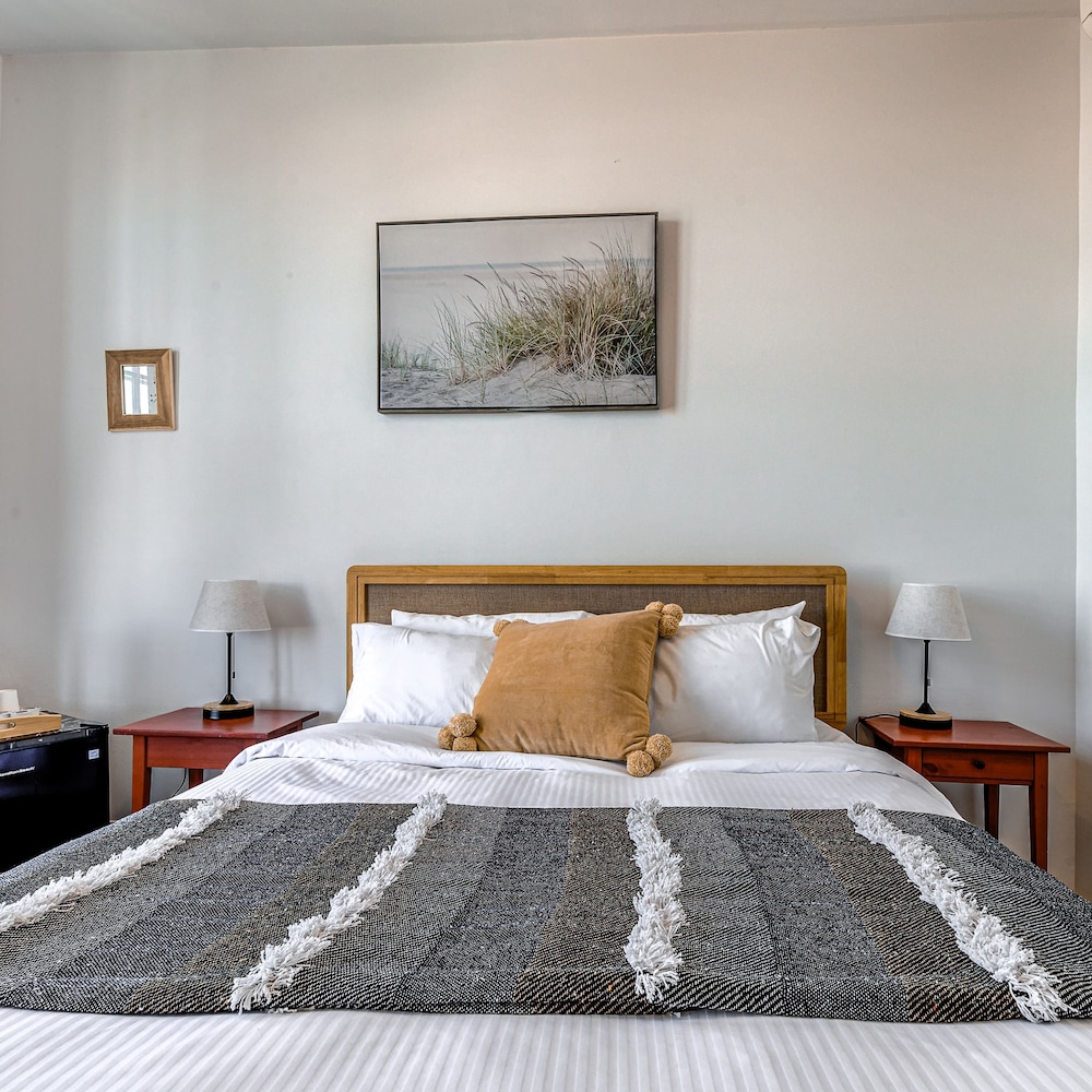 Single Room River View