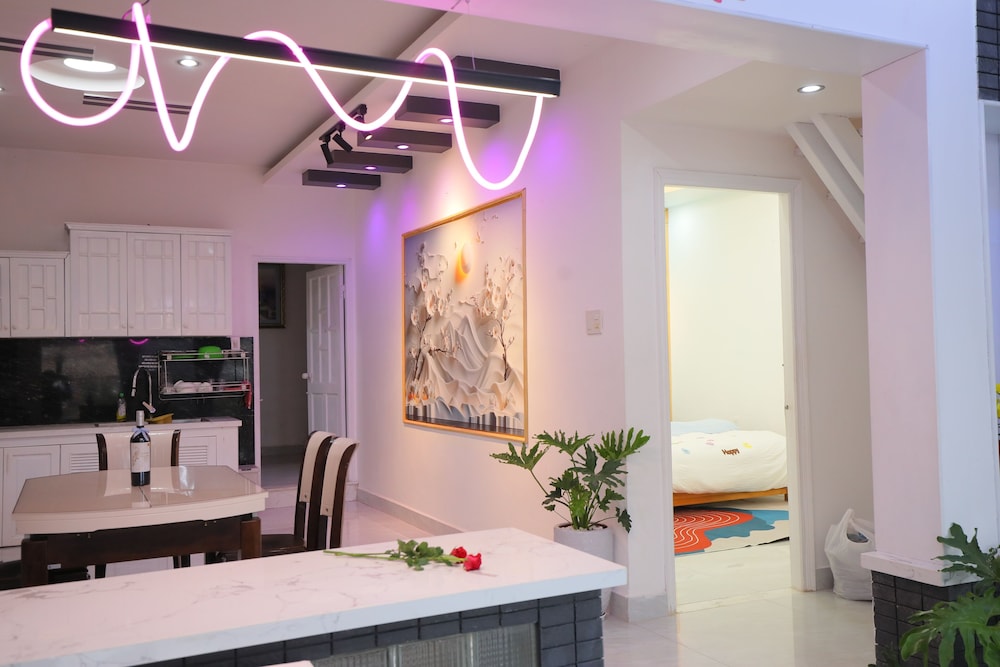 7 bedroom villa Flamingo Danang