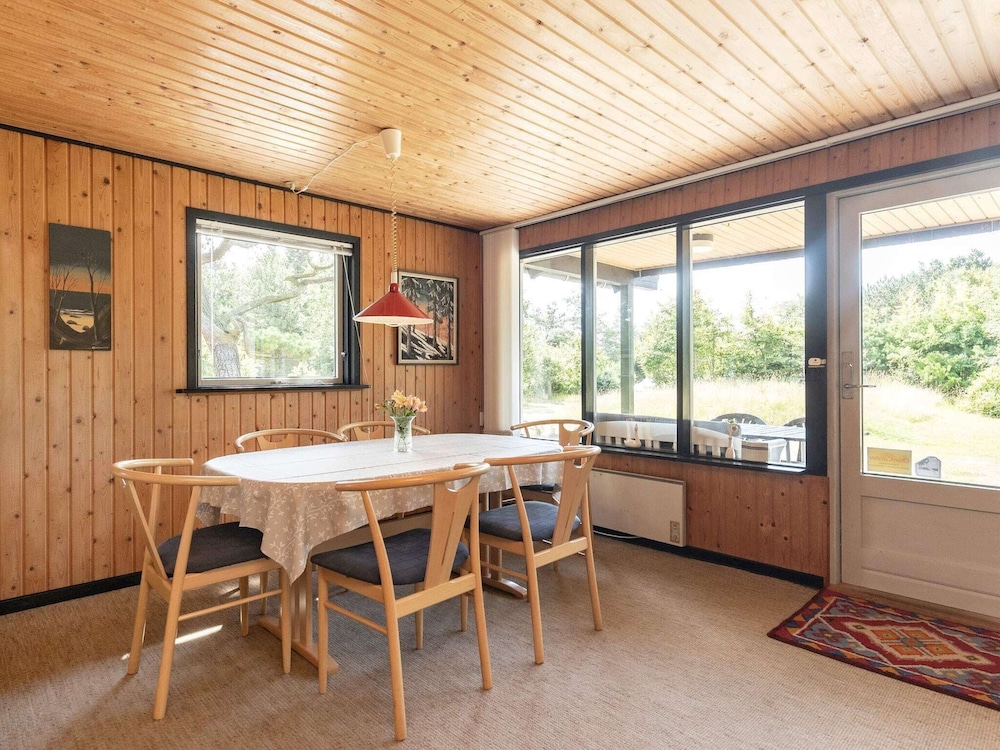 6 Person Holiday Home in Blavand