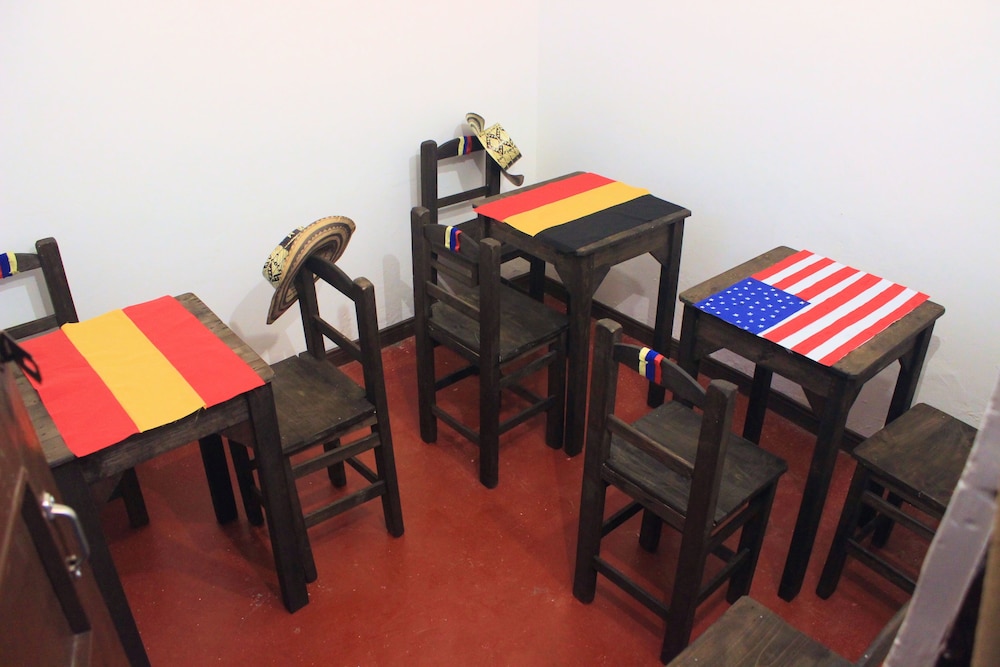 Local Hostel - Property Image 11