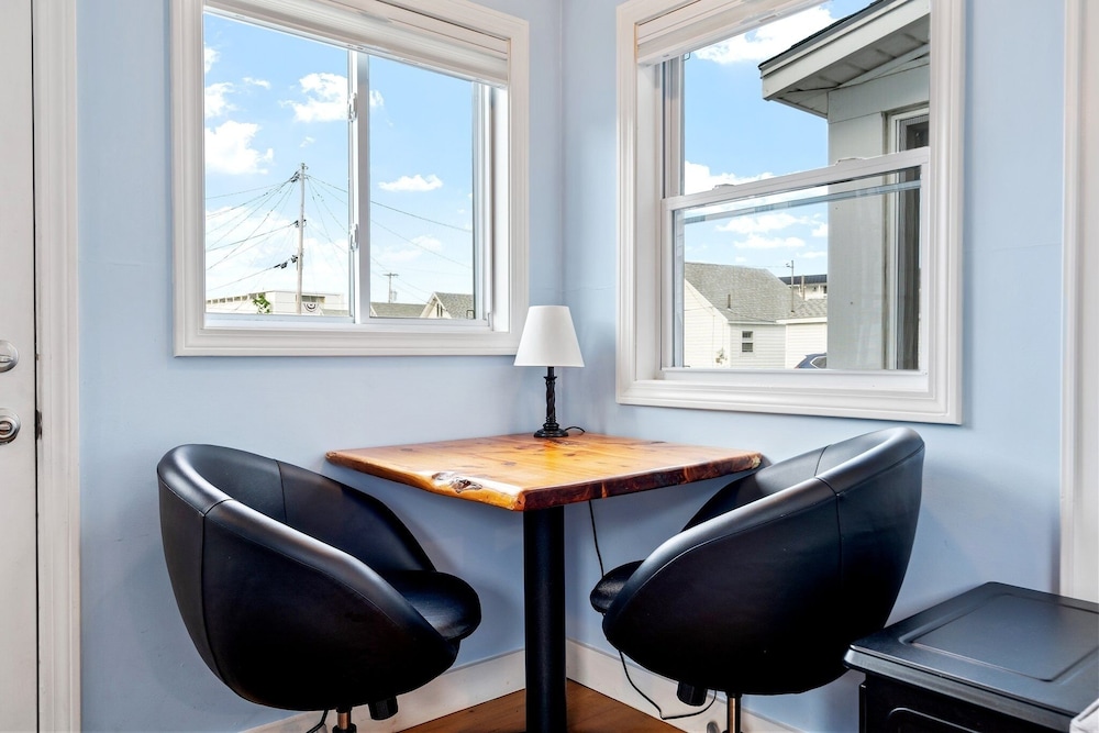 Shore Delight Studio for 2!