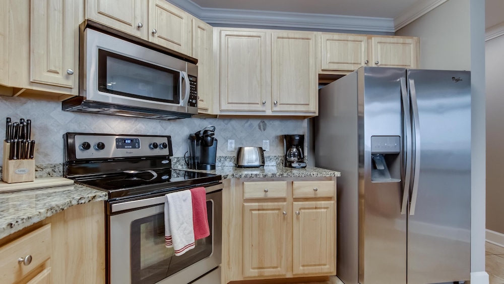 The Oasis at Orange Beach #2110 by Southern Vacation Rentals