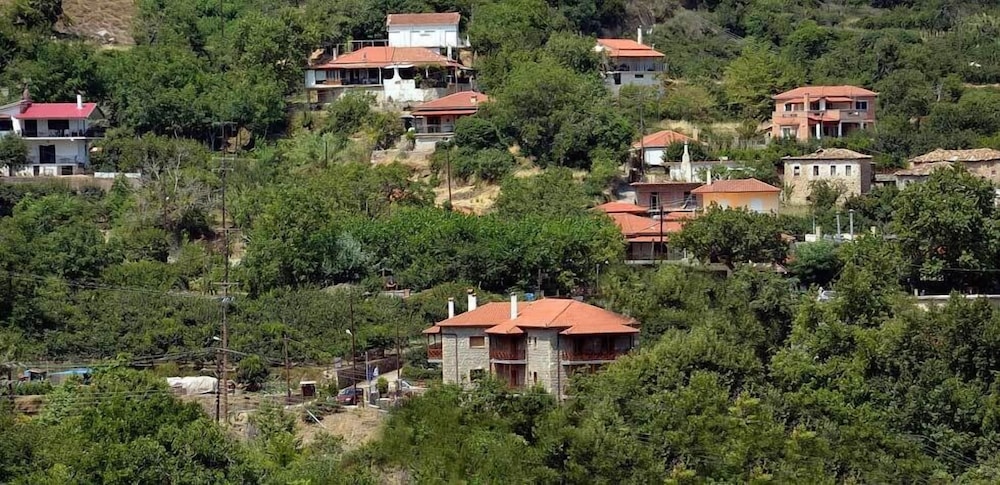 Evrostini Guest House