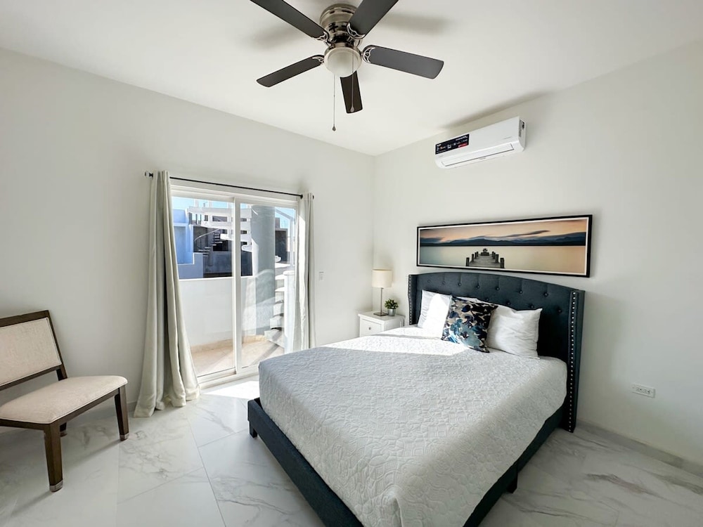 Modern Home in The Exclusivity of Las Conchas