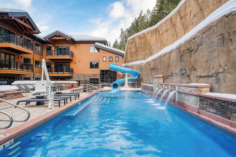 Luxe 3bdr Near Vail w/ Views Gym, Pool, Game Room Alpine Oasis at Frontgate