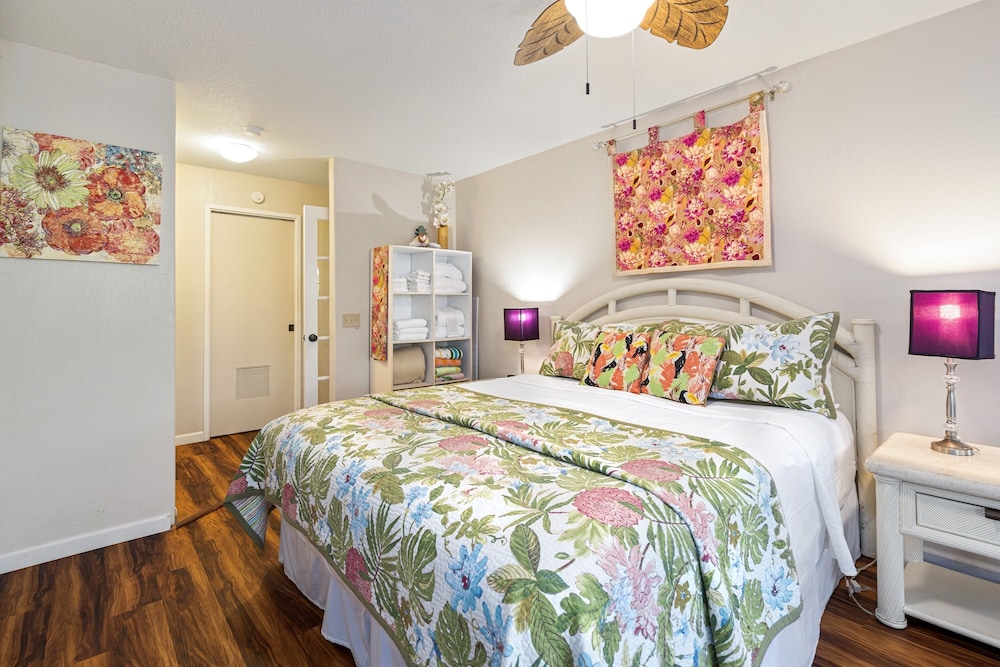 Kona Pacific D526 1 Bedroom Condo