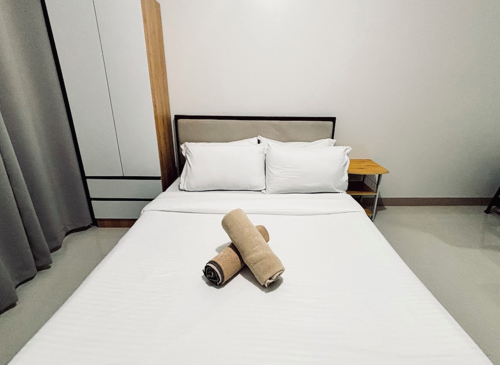 Simple & Serene Studio Stay