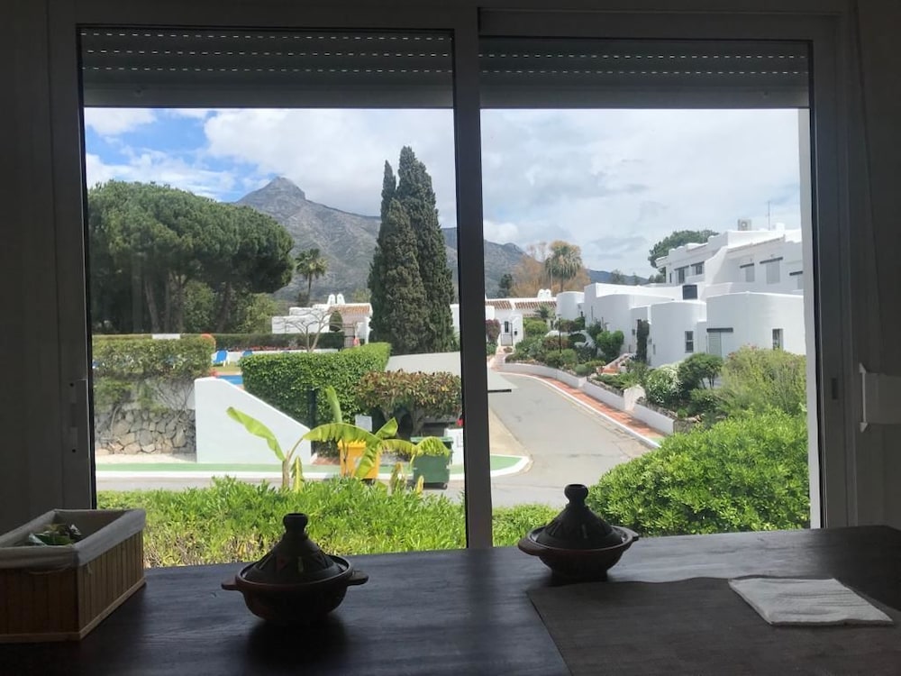 Amazing & Luxurious Golf, Sea, Mountain, Lake view villa Porto Banus