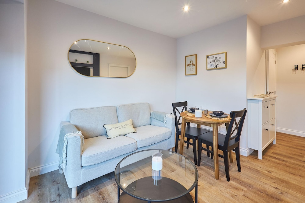 Host Stay Apartment 1 Fourth Avenue view 4