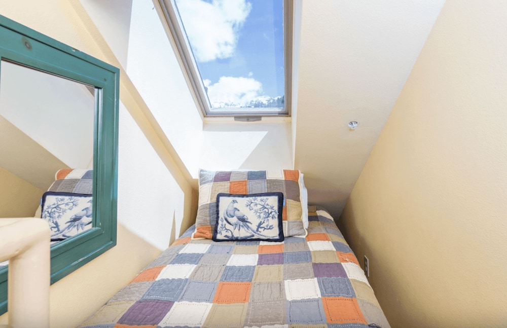 Blue Mesa Penthouse by Avantstay Buyout of 3 Units Ski-in Ski-out Condo